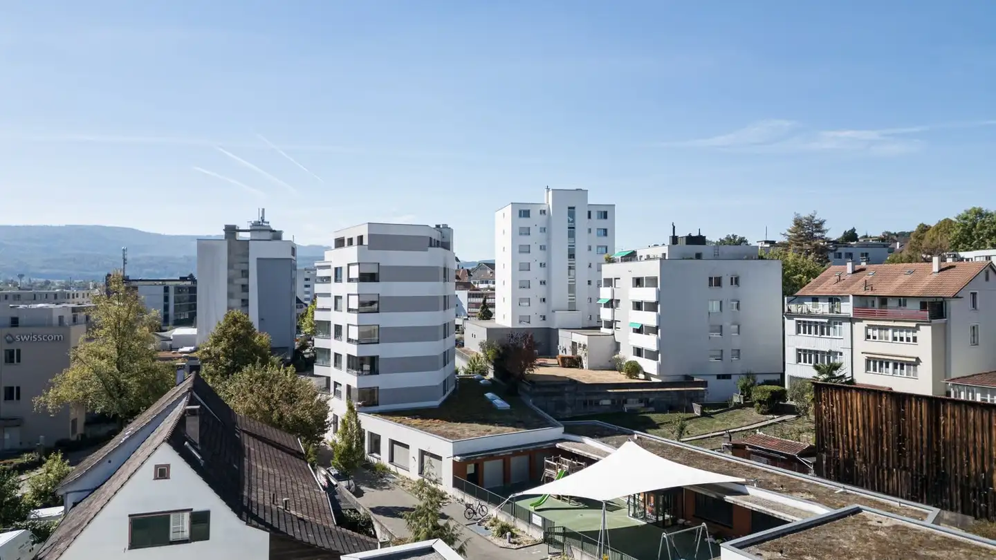 Commercial à louer - Bottmingerstrasse 72, 4104 Oberwil BL