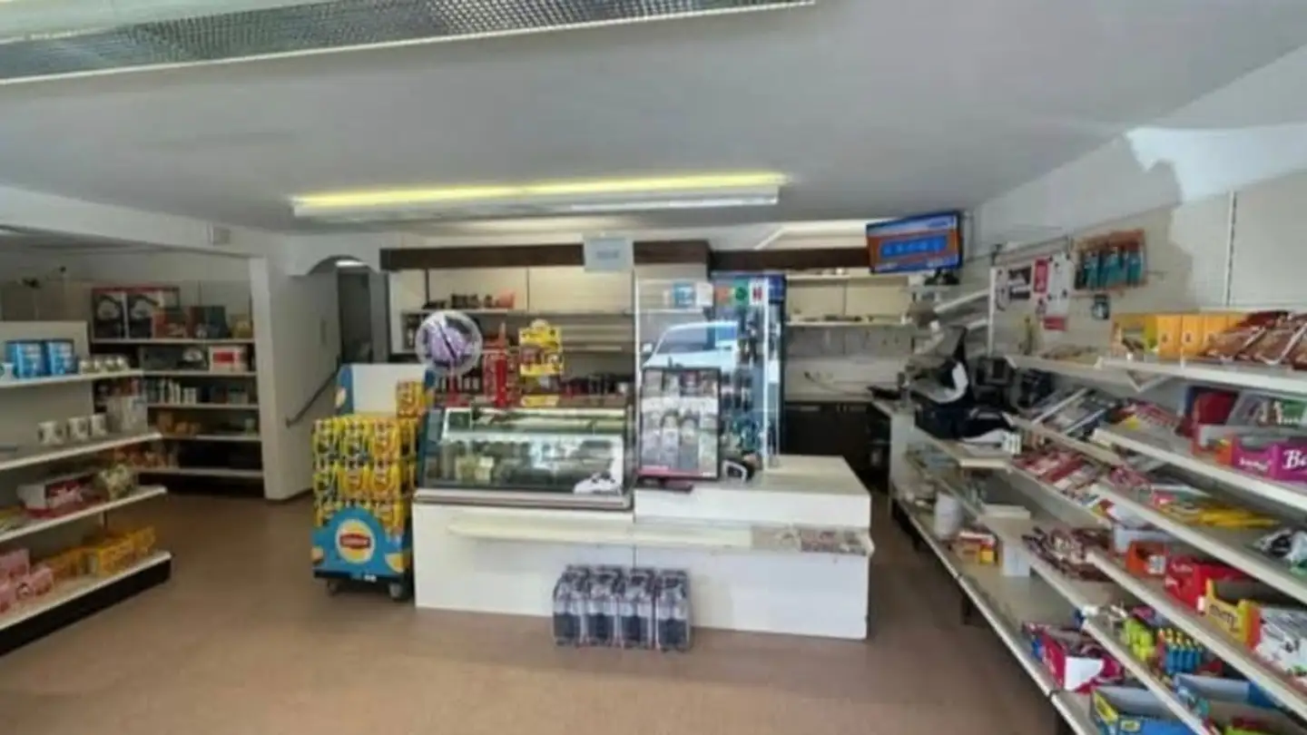 Negozio in affitto - Weissensteinstrasse 1, 2540 Grenchen - Photo 3