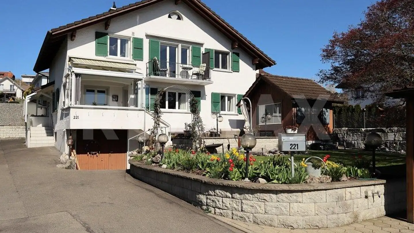 Casa singola in vendita - Hauptstrasse 221, 5732 Zetzwil