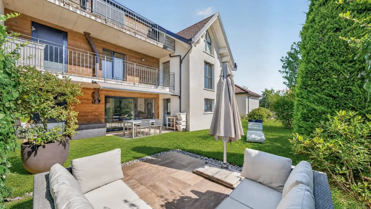 Duplex for sale - 1054 Morrens VD