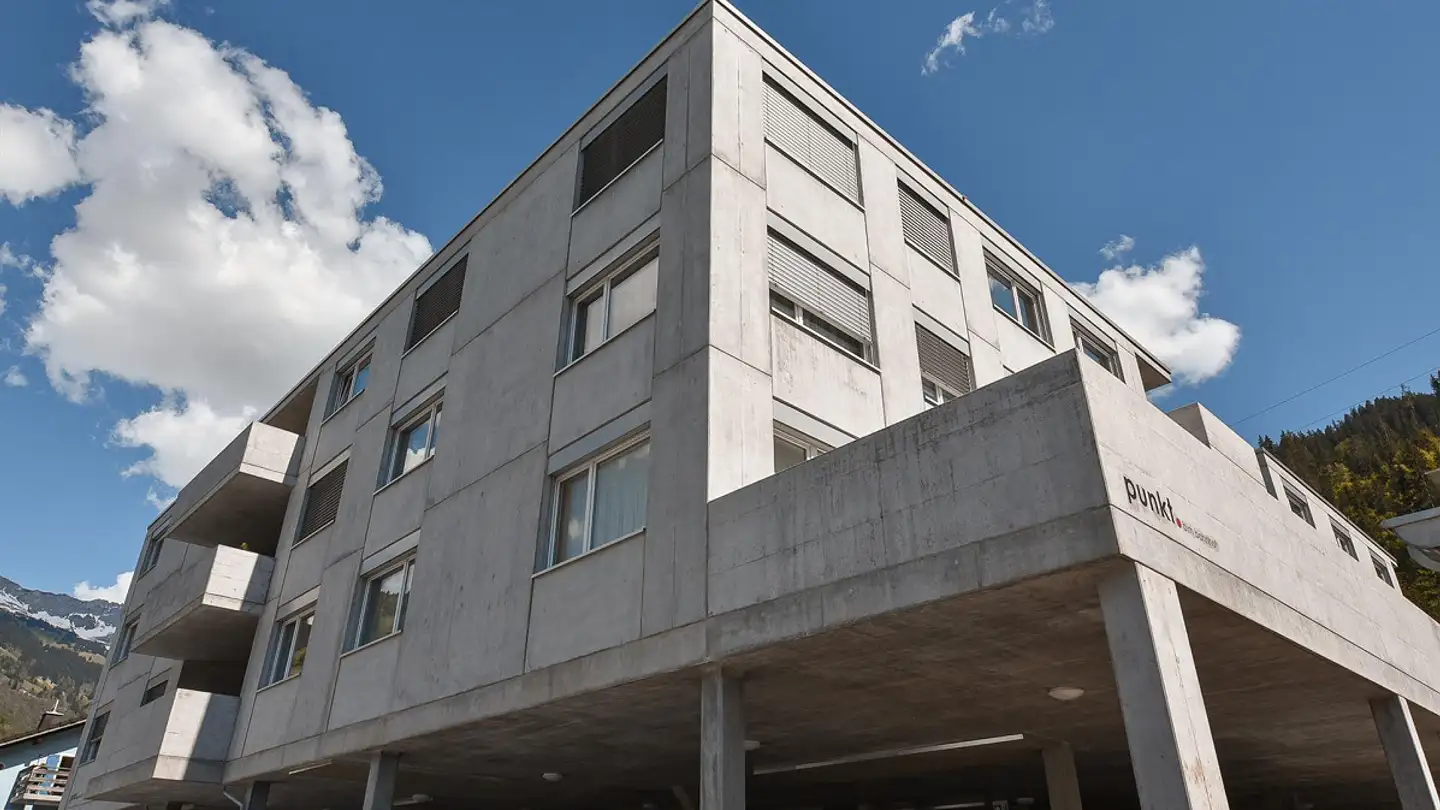 Parkplatz im Freien mieten - Hauptstrasse 8, 7247 Saas im Prättigau