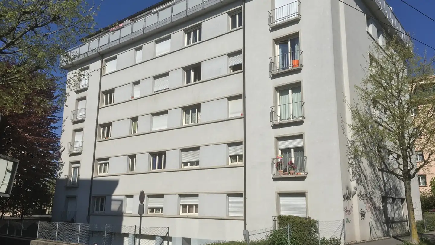 Garage singolo in affitto - Avenue Collonges 9, 1004 Lausanne