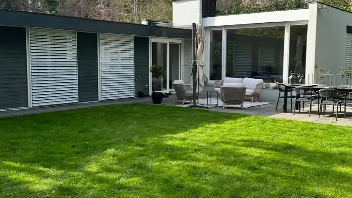 Single house for rent - Sängglenstrasse 7, 8118 Pfaffhausen