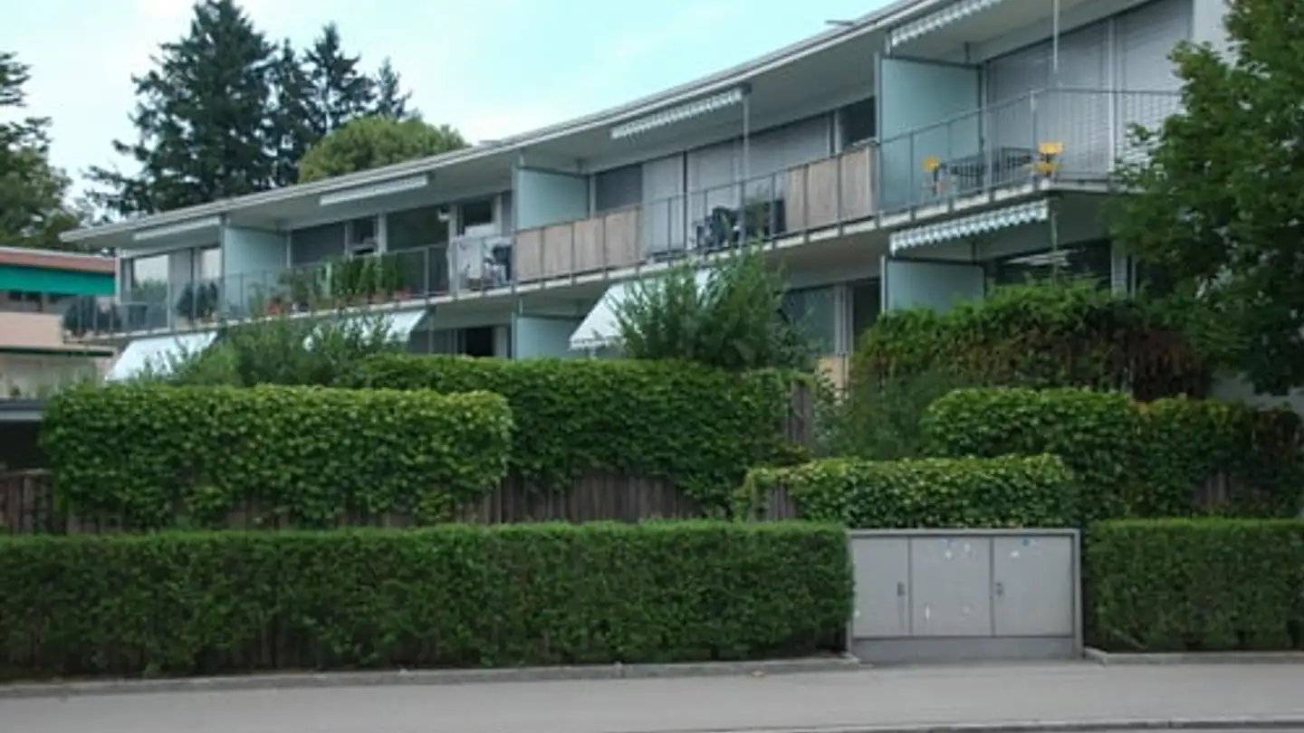 Place de parking souterraine à louer - Usterstrasse 43, 8600 Dübendorf