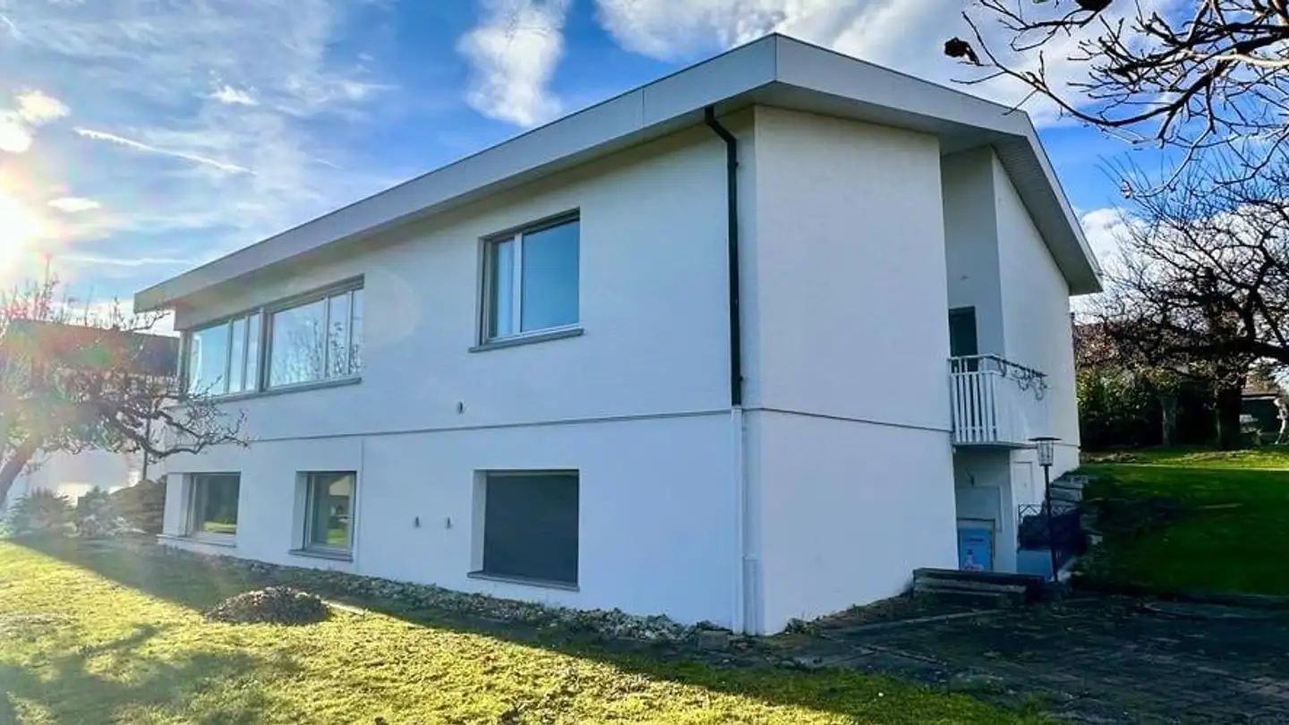 Appartement meublé à louer - Rebweg 1, 8181 Höri