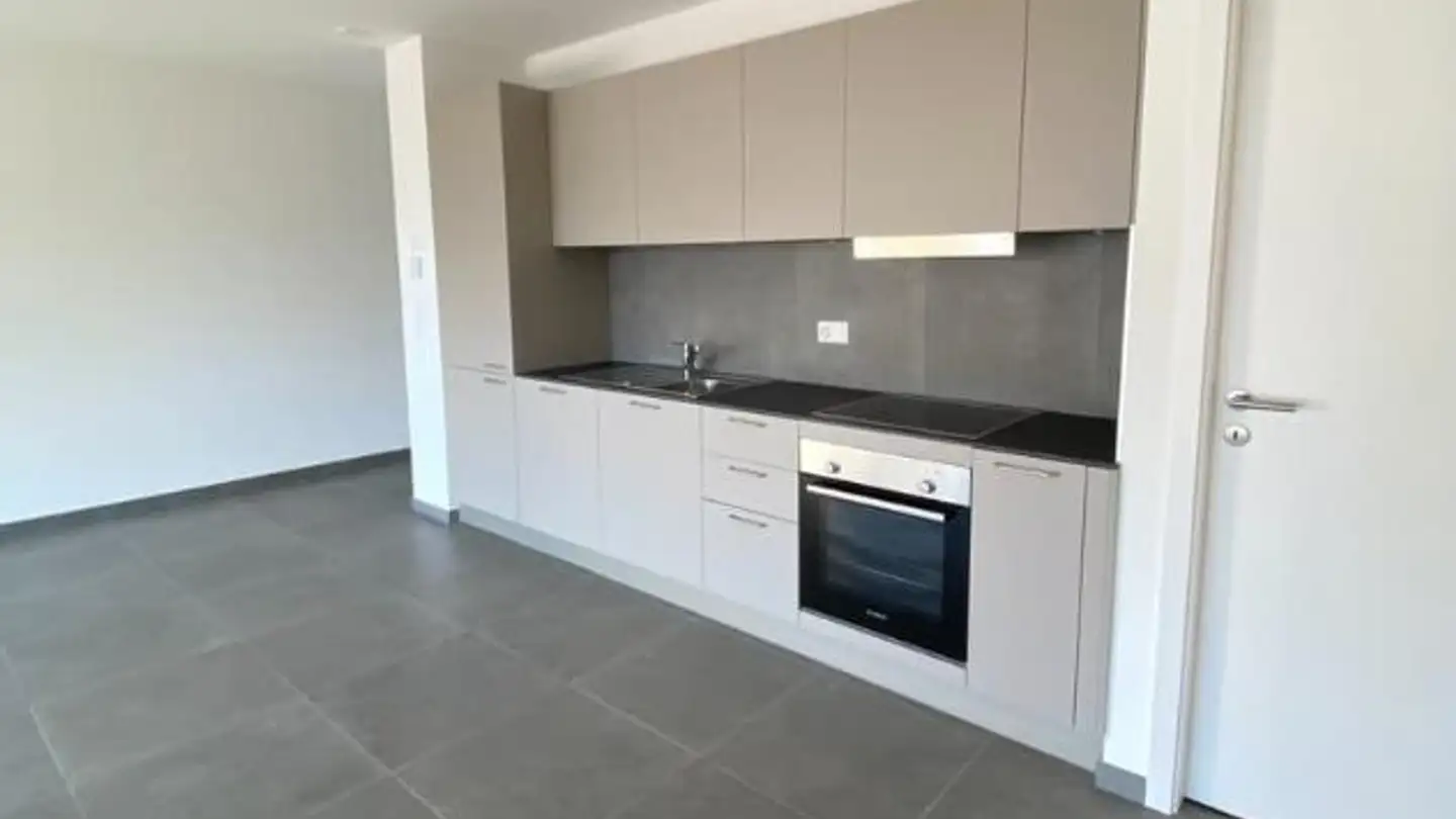 Duplex for rent - Rue De Treysala 14, 1462 Yvonand