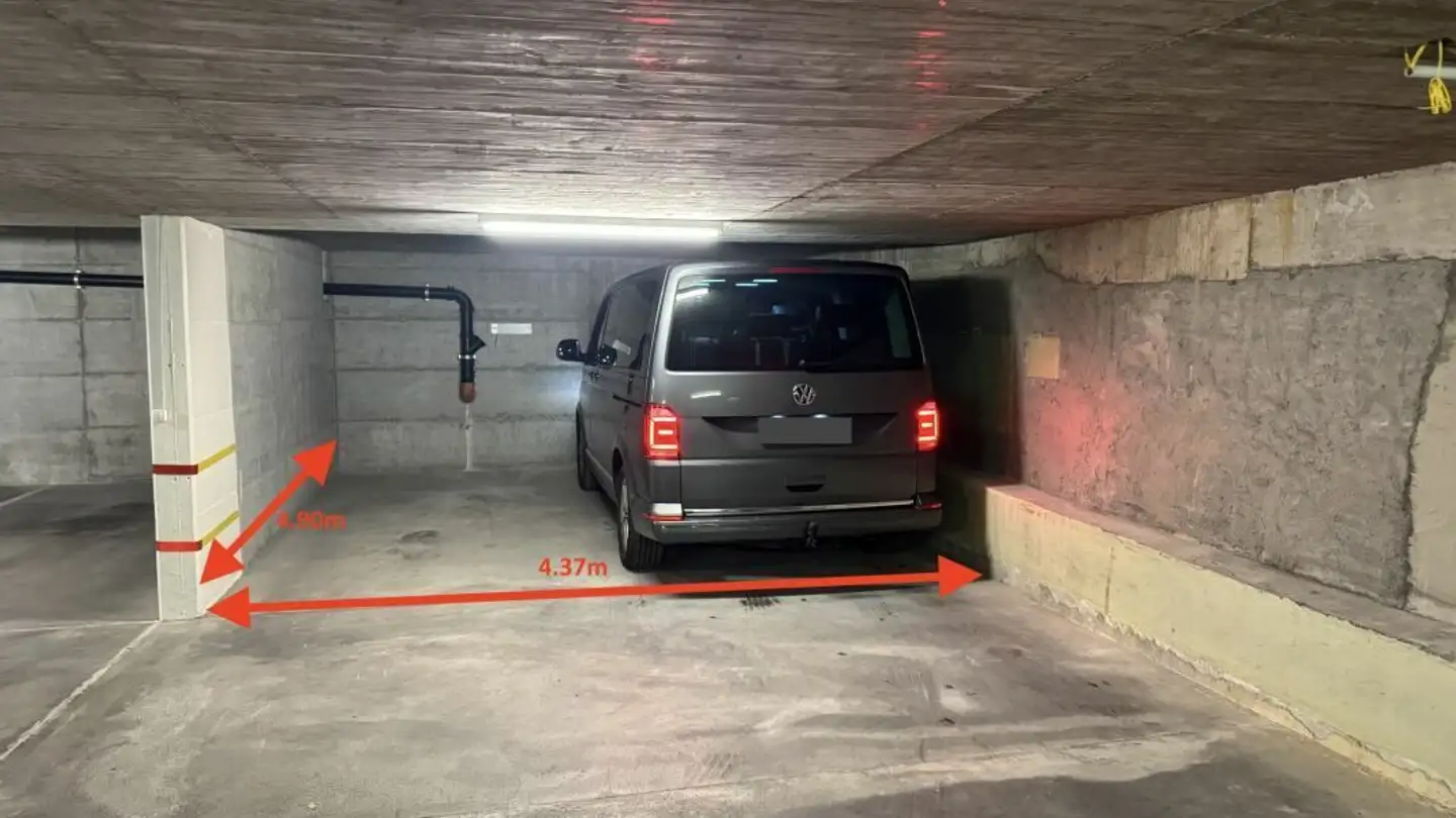 Place de parking souterraine à vendre - Etzelstrasse 3, 8640 Rapperswil SG