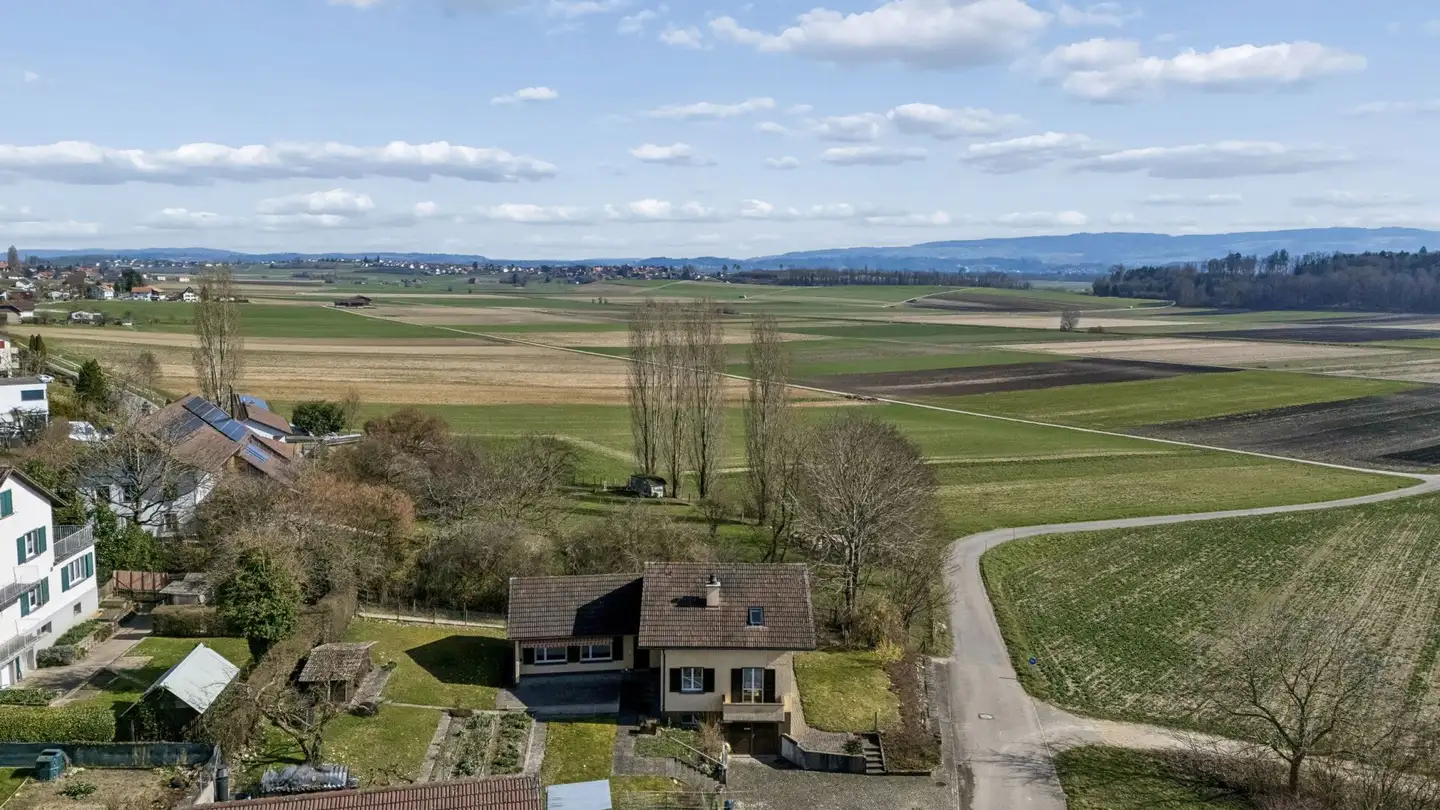 Maison individuelle à vendre - Hölzlirain 13, 2575 Täuffelen - Photo 3