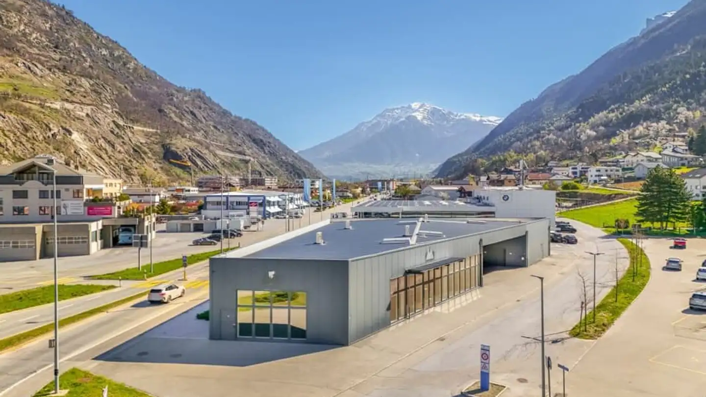 Commercial for rent - Alte Kantonsstrasse 10, 3930 Eyholz