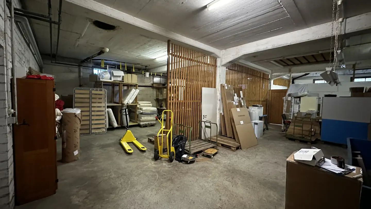 Gewerbe mieten - Huobstrasse 4, 6045 Meggen