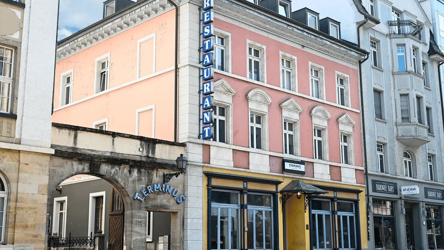 Mischgenutztes Gebäude kaufen - Frohburgstrasse 7, 4600 Olten