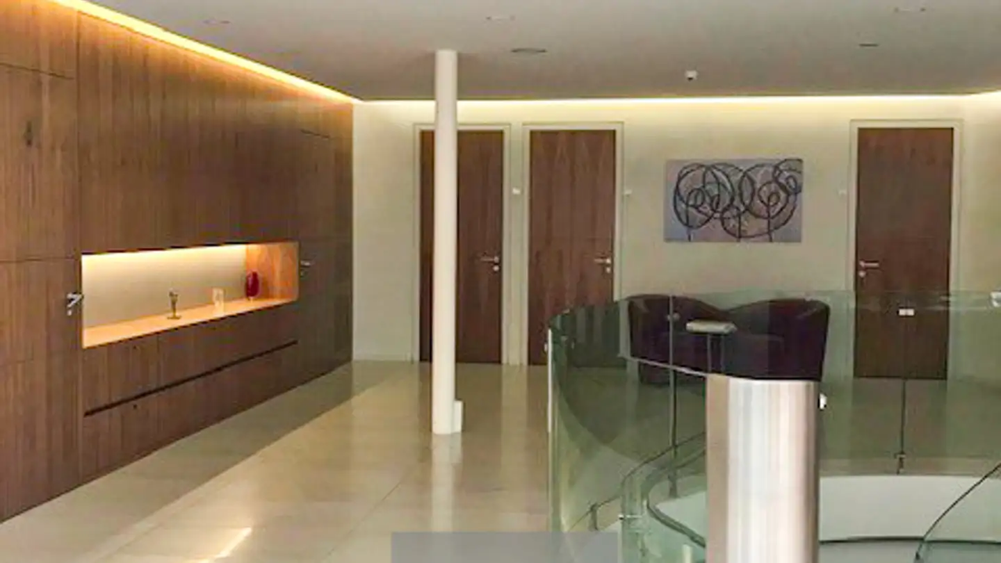 Office space for rent - 1208 Genève - Photo 2