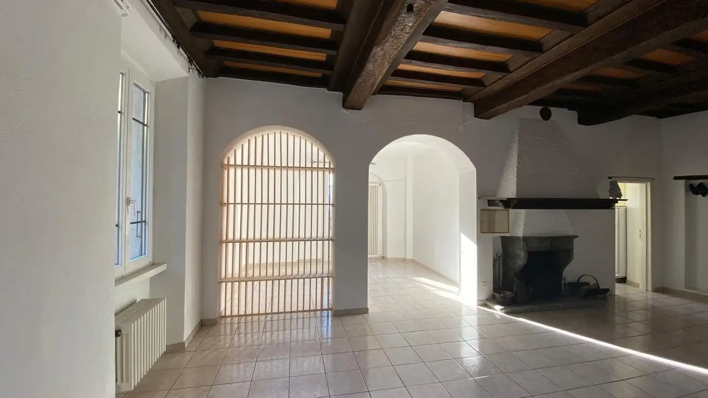 Appartement à louer - Via Grà 1, 6913 Carabbia