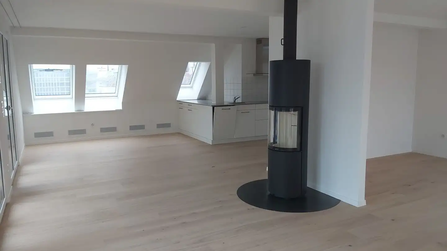 Apartment for rent - Hohlstrasse 212, 8004 Zürich - Photo 2