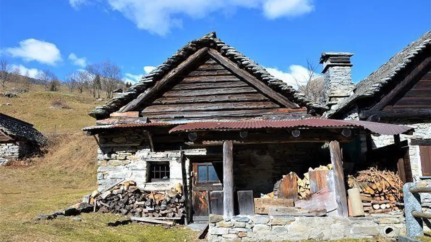 House for sale - 6684 Cimalmotto