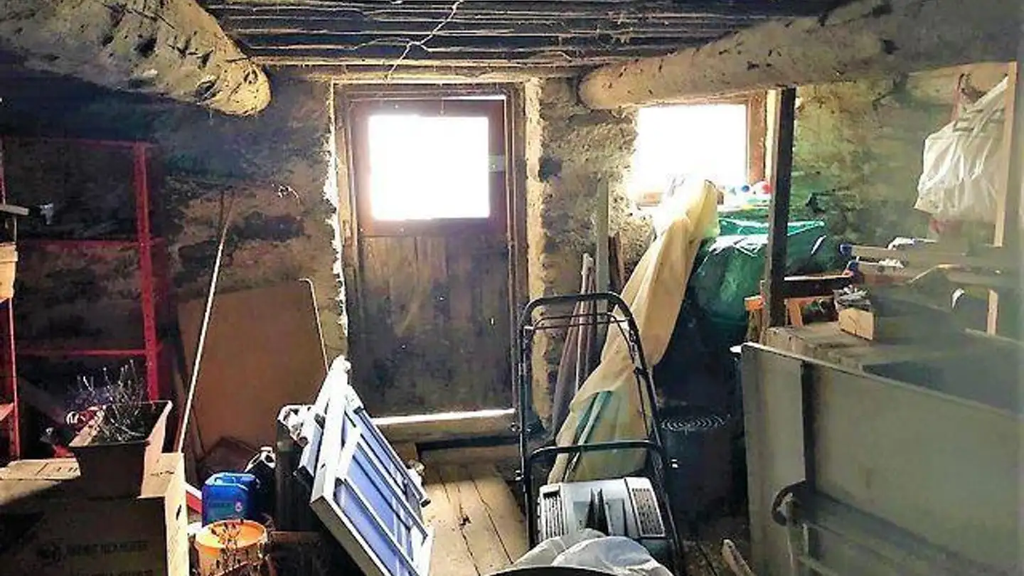 House for sale - 6684 Cimalmotto - Photo 2