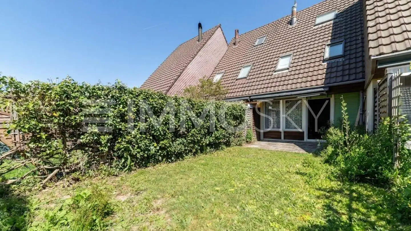 Row house for sale - 3203 Mühleberg - Photo 2