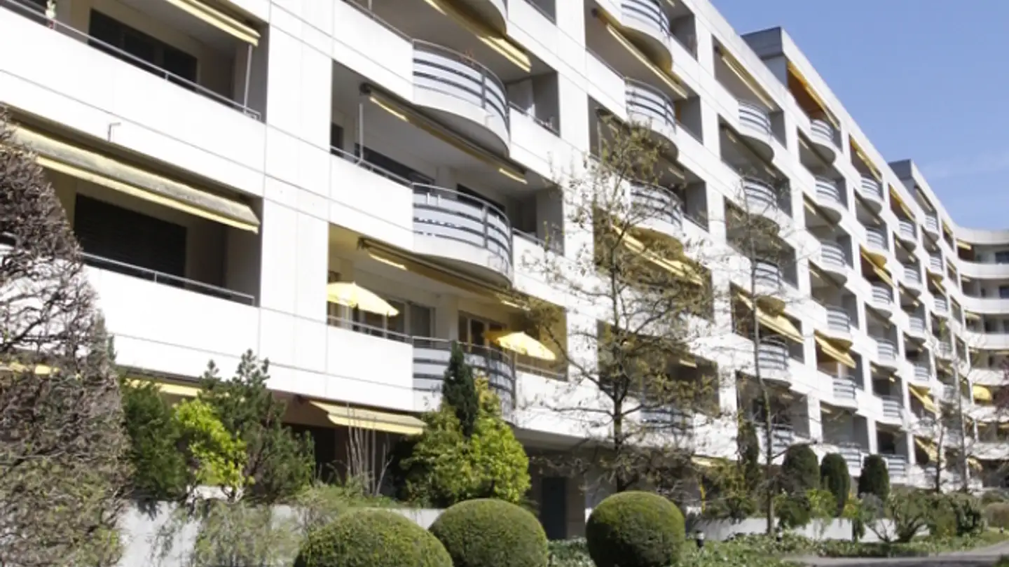 Place de parking extérieure à louer - Chemin Gilbert- Trolliet 10, 1209 Genève - Photo 3