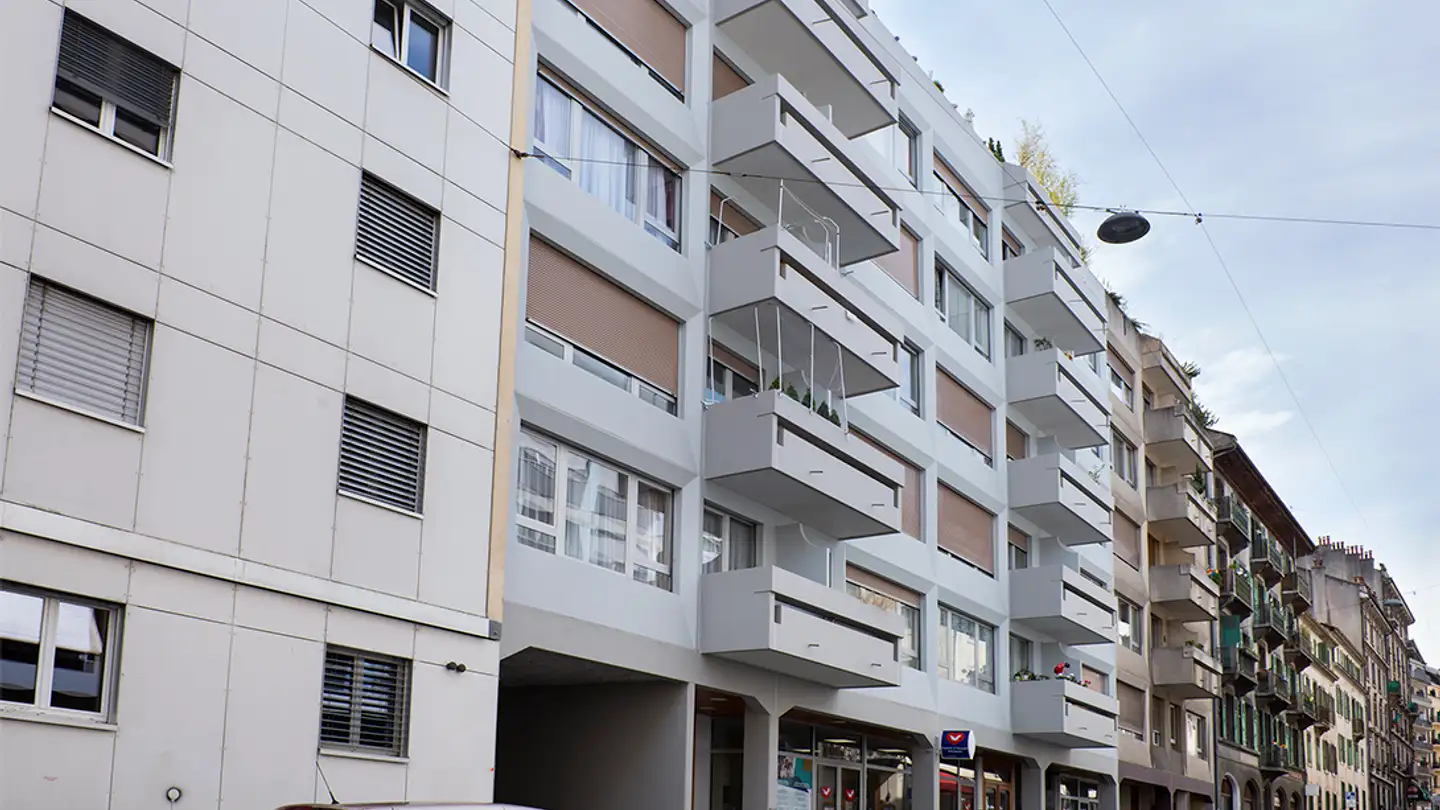 Place de parking souterraine à louer - Rue Du Prieuré 21, 1202 Genève