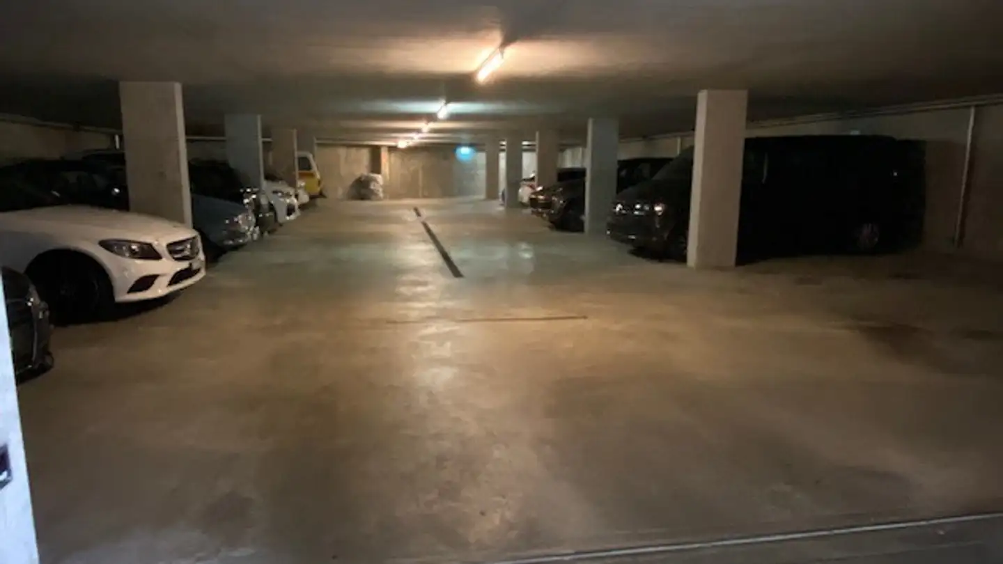 Outdoor parking space for rent - Heidenstrasse 12, 4142 Münchenstein - Photo 4