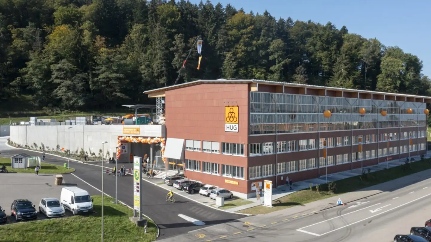Place de parking souterraine à louer - St. Gallerstrasse 2, 8352 Elsau