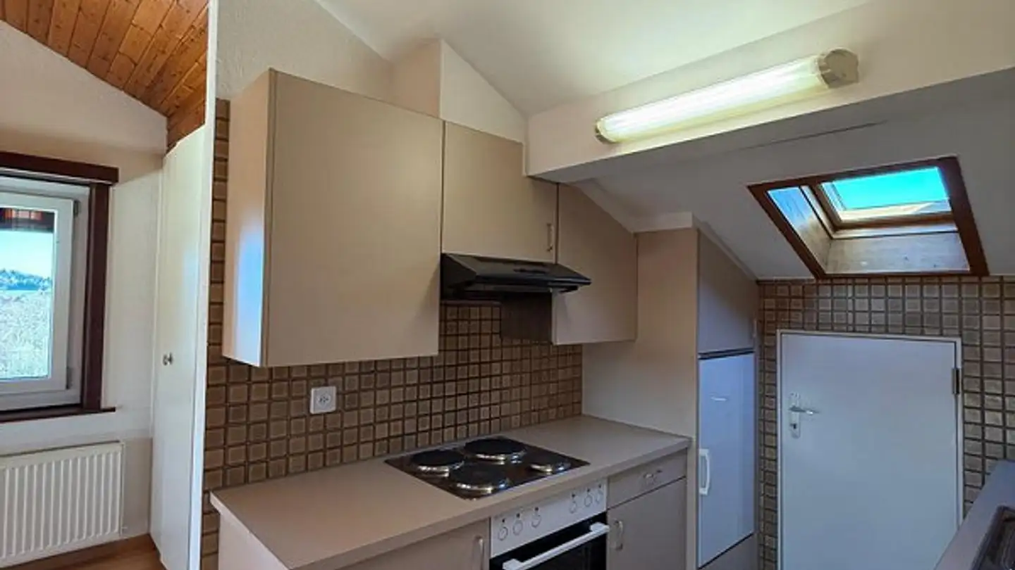 Attic flat for rent - Schwandholzstrasse 30, 1717 St. Ursen - Photo 4