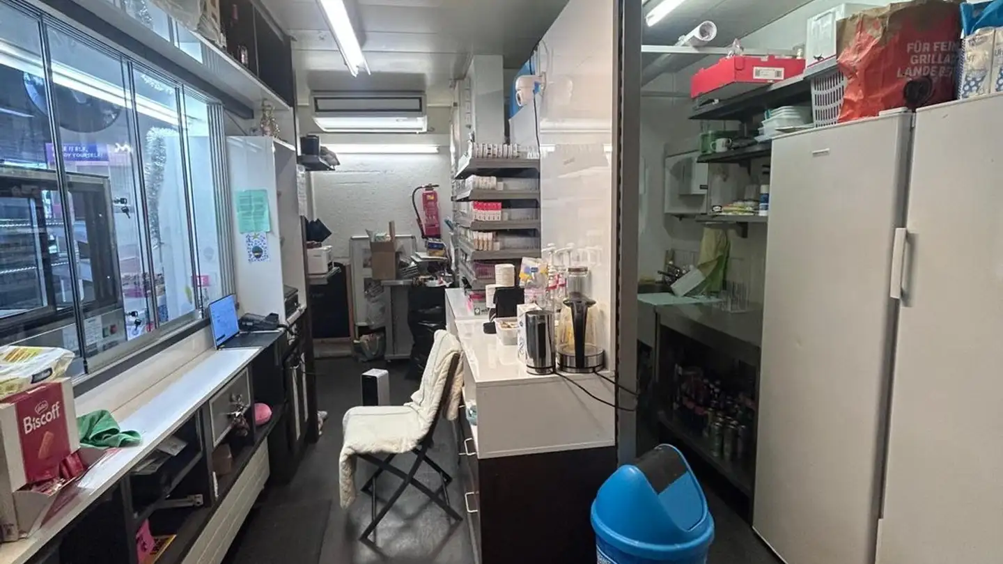 Commercial à vendre - Bahnstrasse 7, 8603 Schwerzenbach - Photo 3