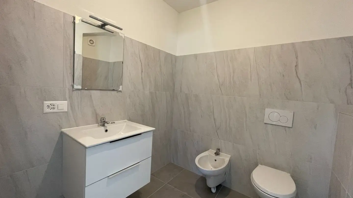 Appartamento in affitto - Via Del Battistone 4, 6533 Lumino - Photo 3