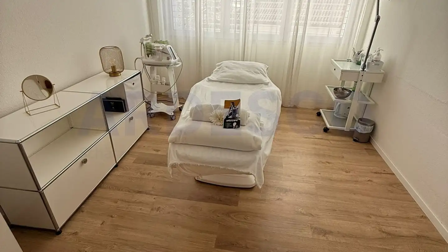 Shop for rent - Bernstrasse 24, 4852 Rothrist