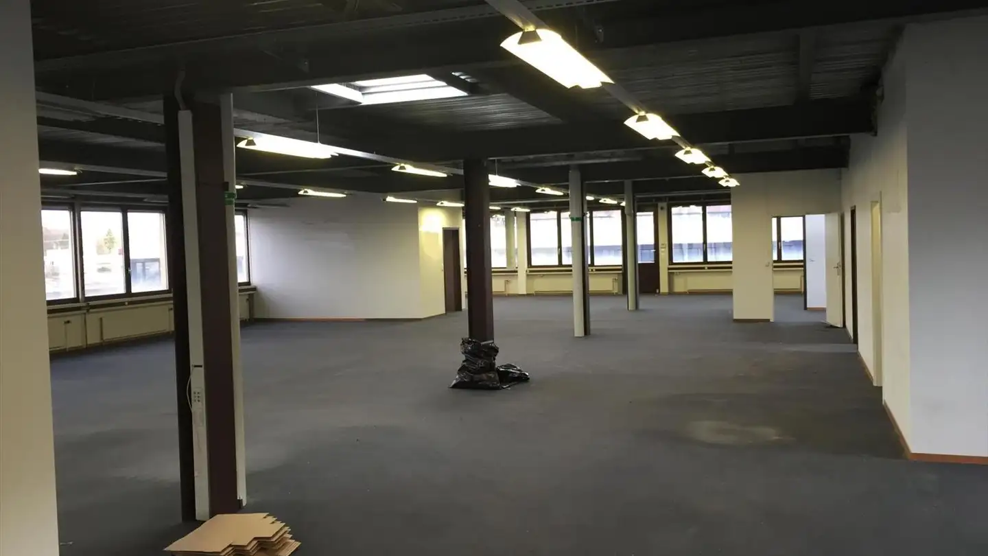 Espace publicitaire à vendre - 1052 Le Mont-sur-Lausanne - Photo 2