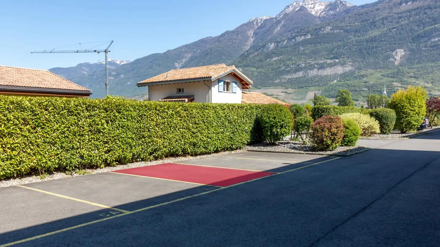Outdoor parking space for rent - Chemin De La Guillame, 1926 Fully - Photo 3
