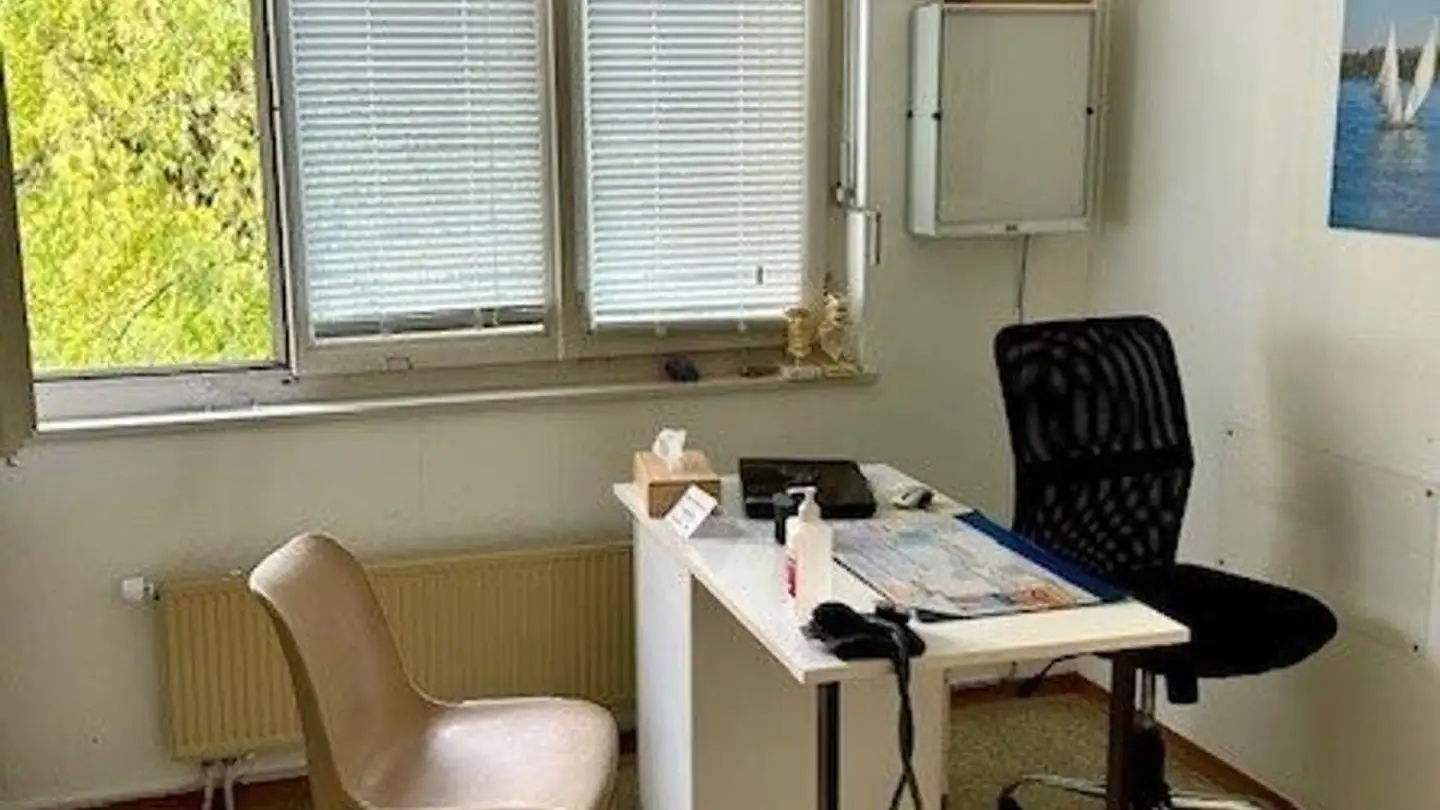 Commercial for rent - Avenue Gustave Coindet 2, 1800 Vevey - Photo 2