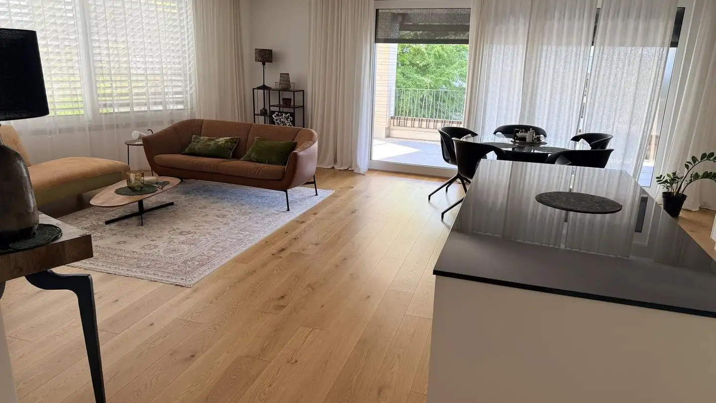 Wohnung mieten - Zürcherstrasse 5, 8852 Altendorf