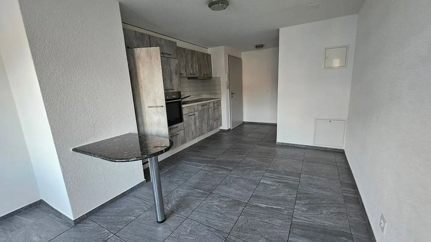 Attic flat for rent - Rue Des Prés 4, 2800 Delémont - Photo 3