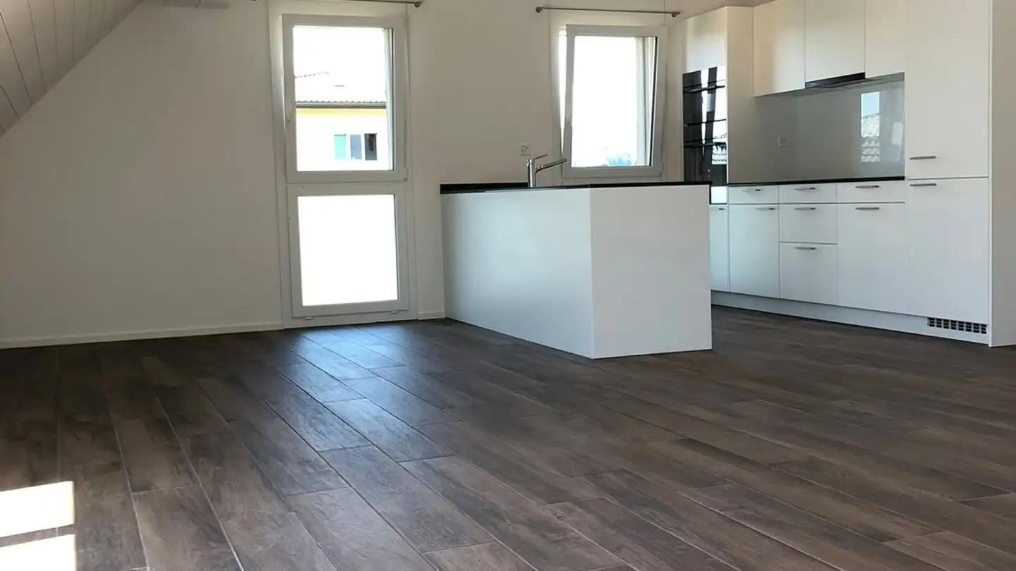 Attic flat for rent - Bernaustrasse 637, 5325 Leibstadt - Photo 2