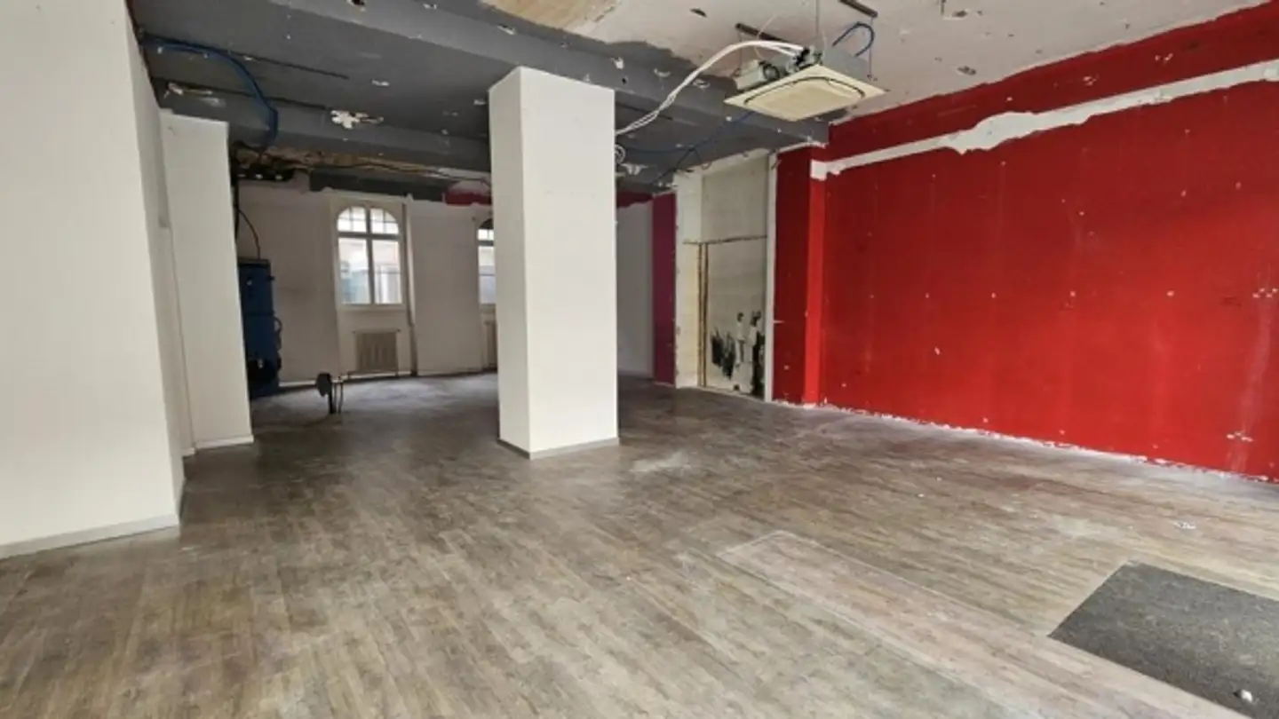 Gewerbe mieten - Avenue Général-Guisan 14, 3960 Sierre