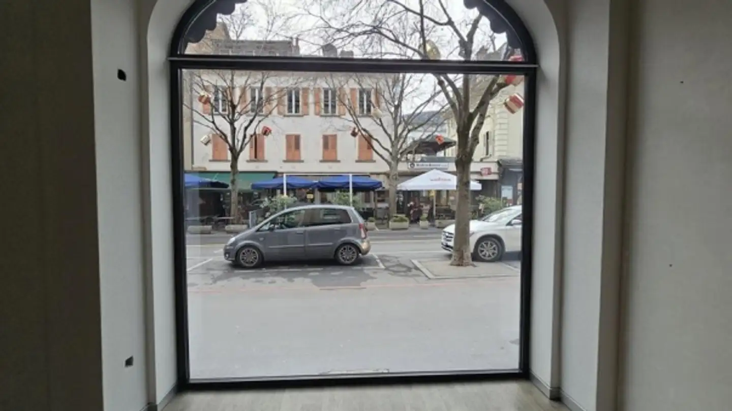 Gewerbe mieten - Avenue Général-Guisan 14, 3960 Sierre - Foto 4