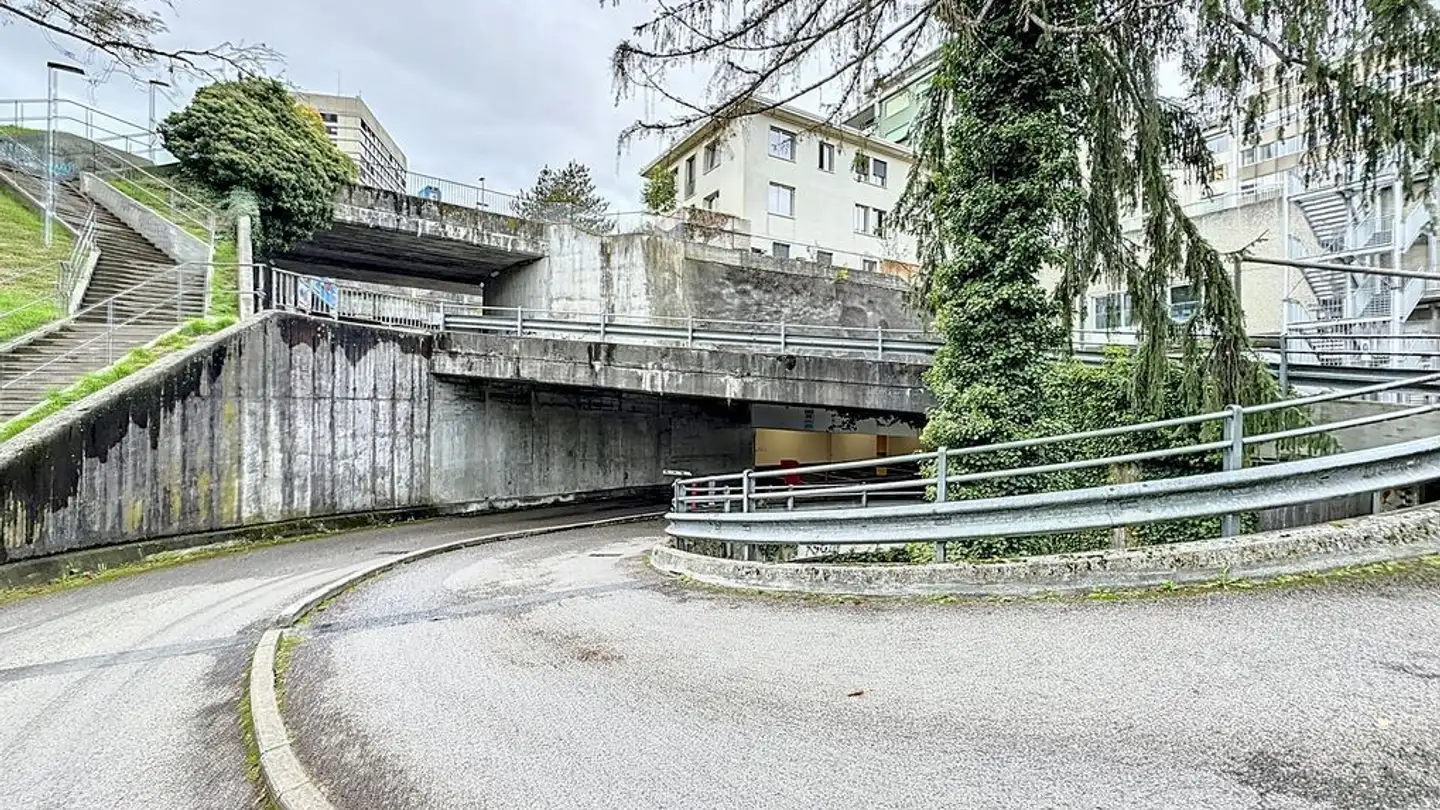 Garage individuel à louer - Rue Saint-Pierre-Canisius 8, 1700 Fribourg