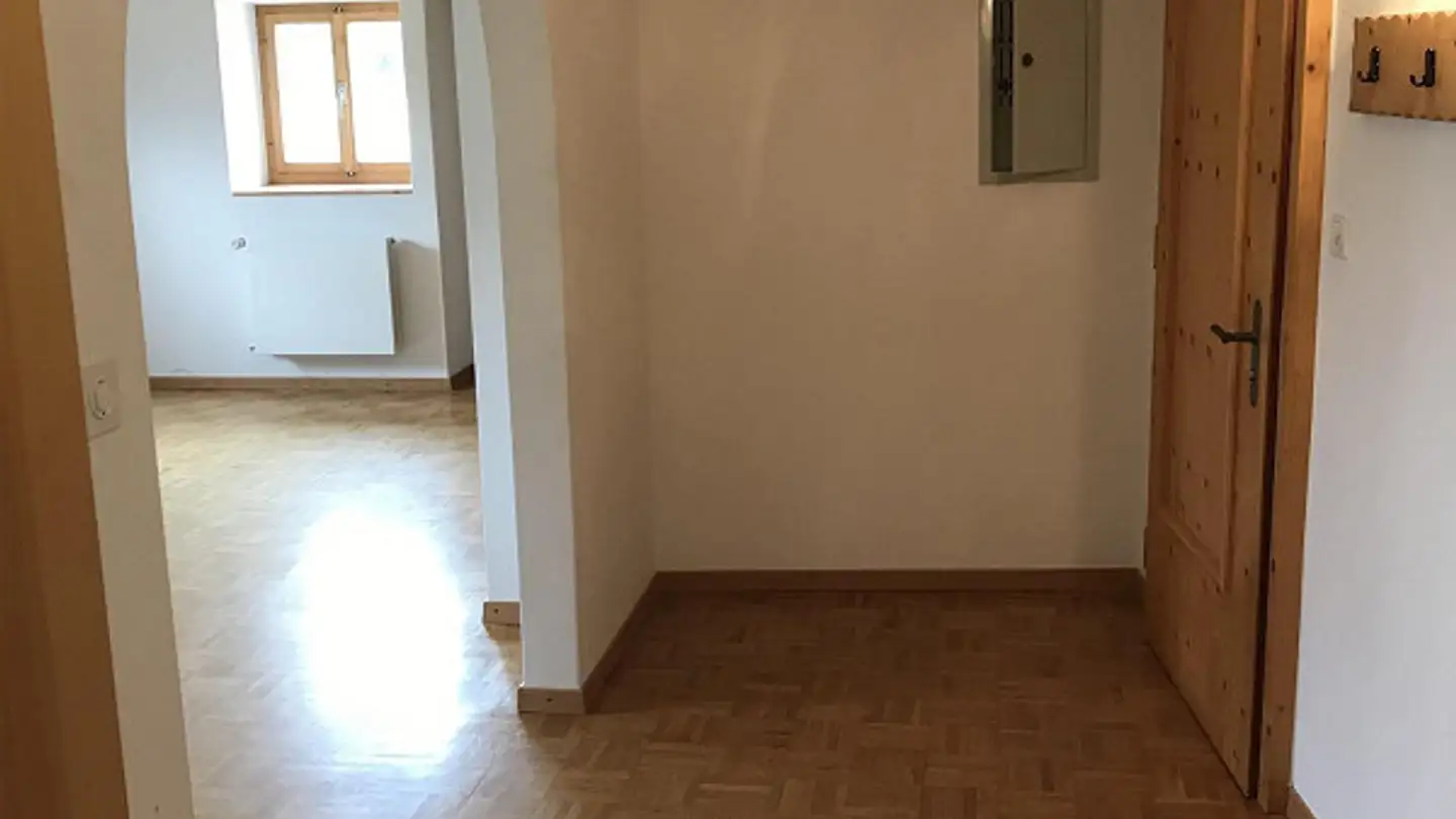 Apartment for rent - 7551 Ftan - Photo 3