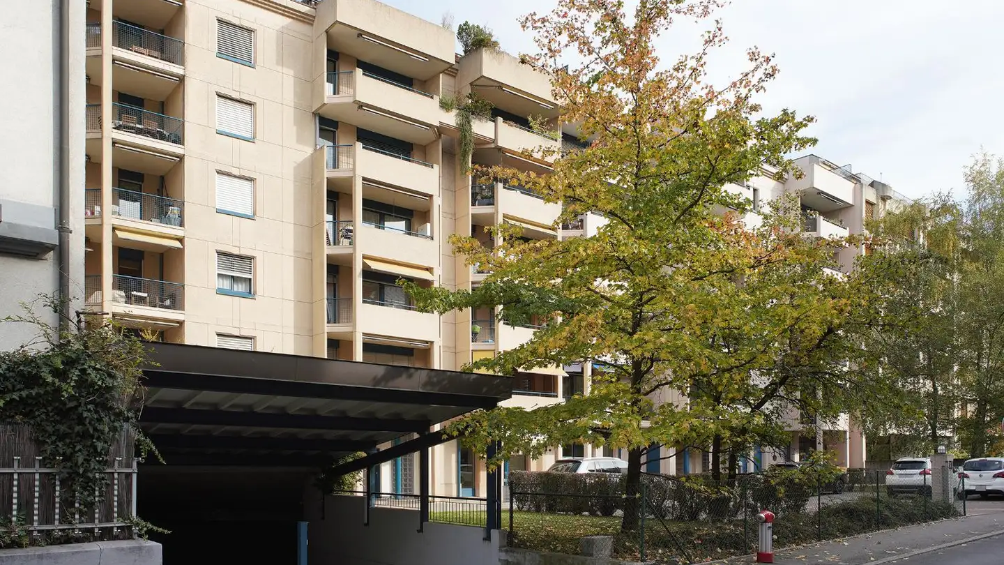 Underground parking space for rent - Rue De La Gabelle 7, 1227 Carouge GE - Photo 2