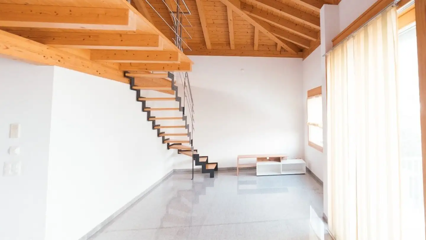Studio à louer - Holowistrasse 11, 3902 Glis