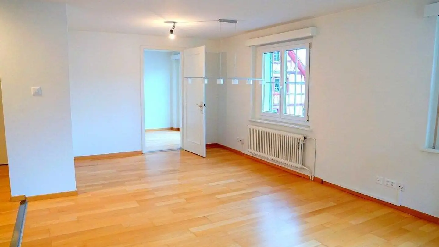 Appartement à louer - Marktstrasse 12, 8853 Lachen SZ