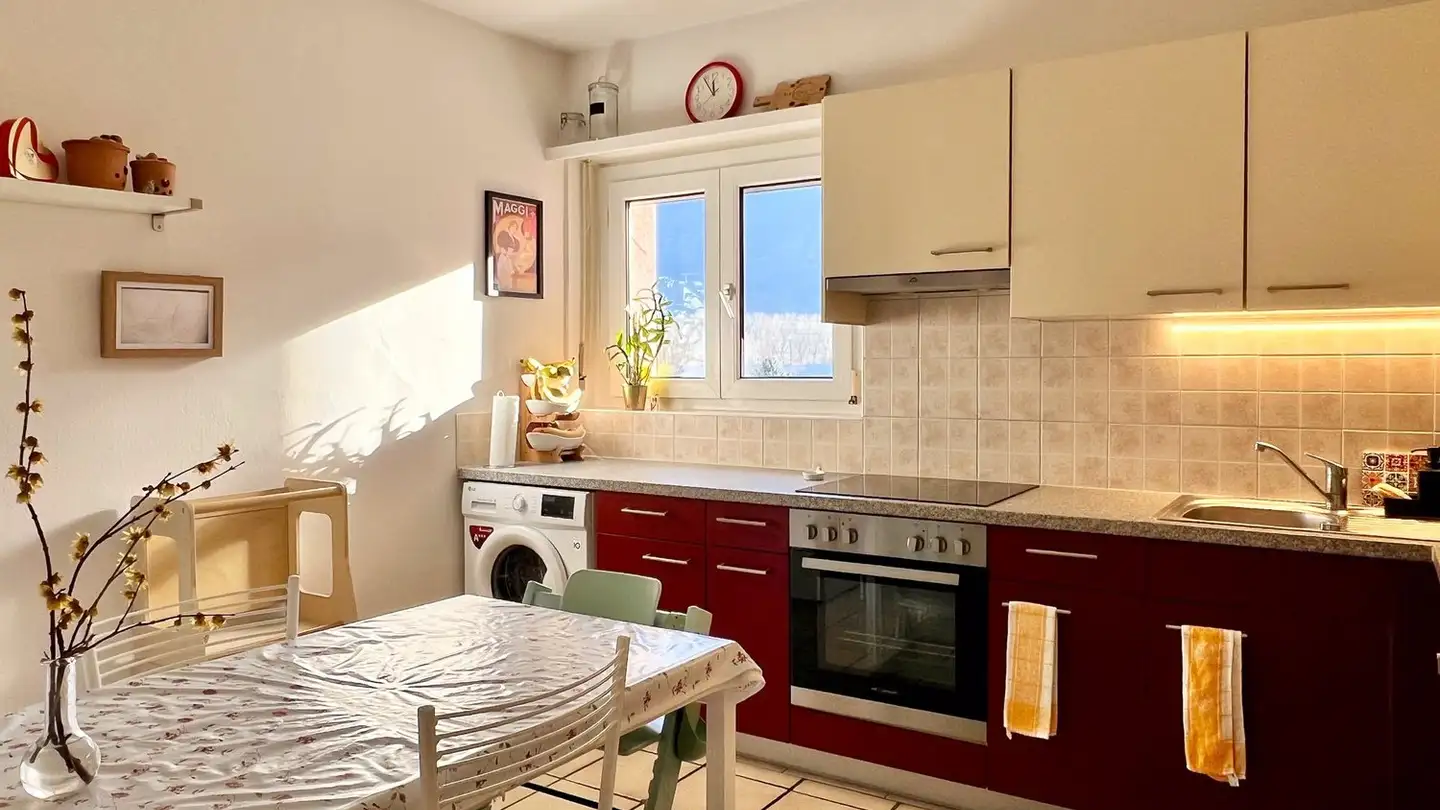 Appartement à louer - Via Mondasc 1, 6514 Sementina