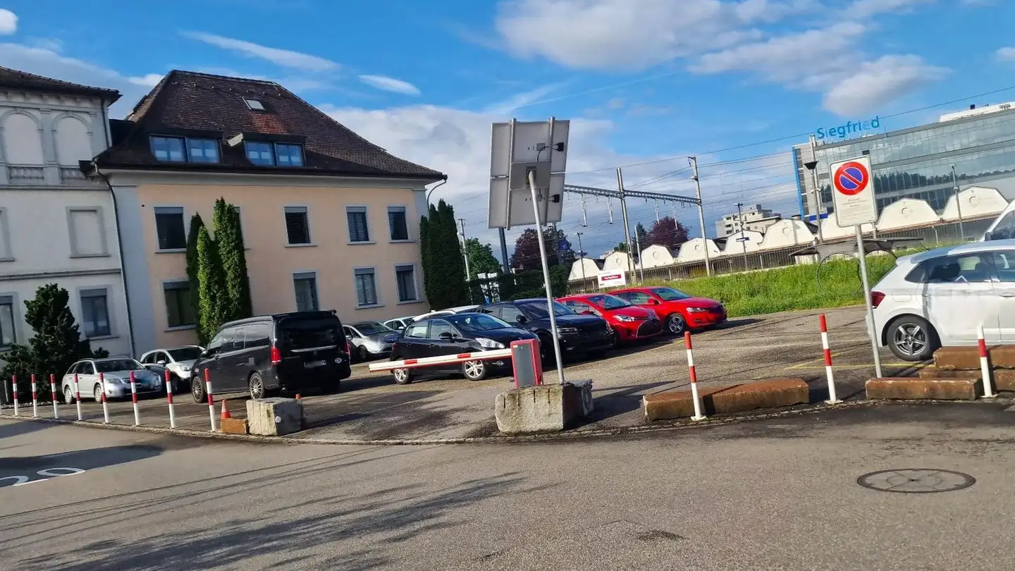 Parcheggio esterno in affitto - Nationalbahnweg 6, 4800 Zofingen - Photo 4