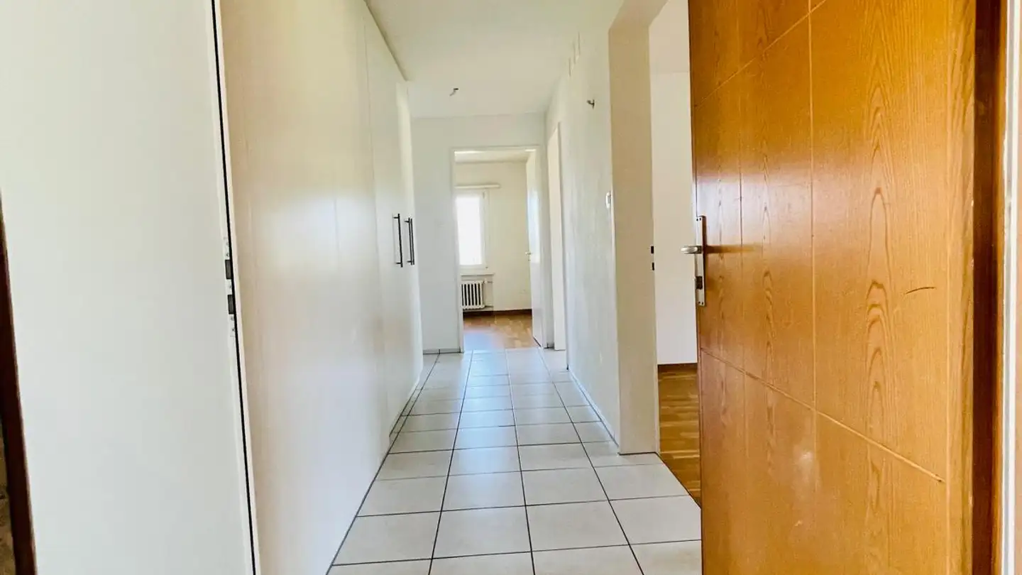 Wohnung mieten - Sonnenbergstrasse 22, 6052 Hergiswil NW - Foto 2