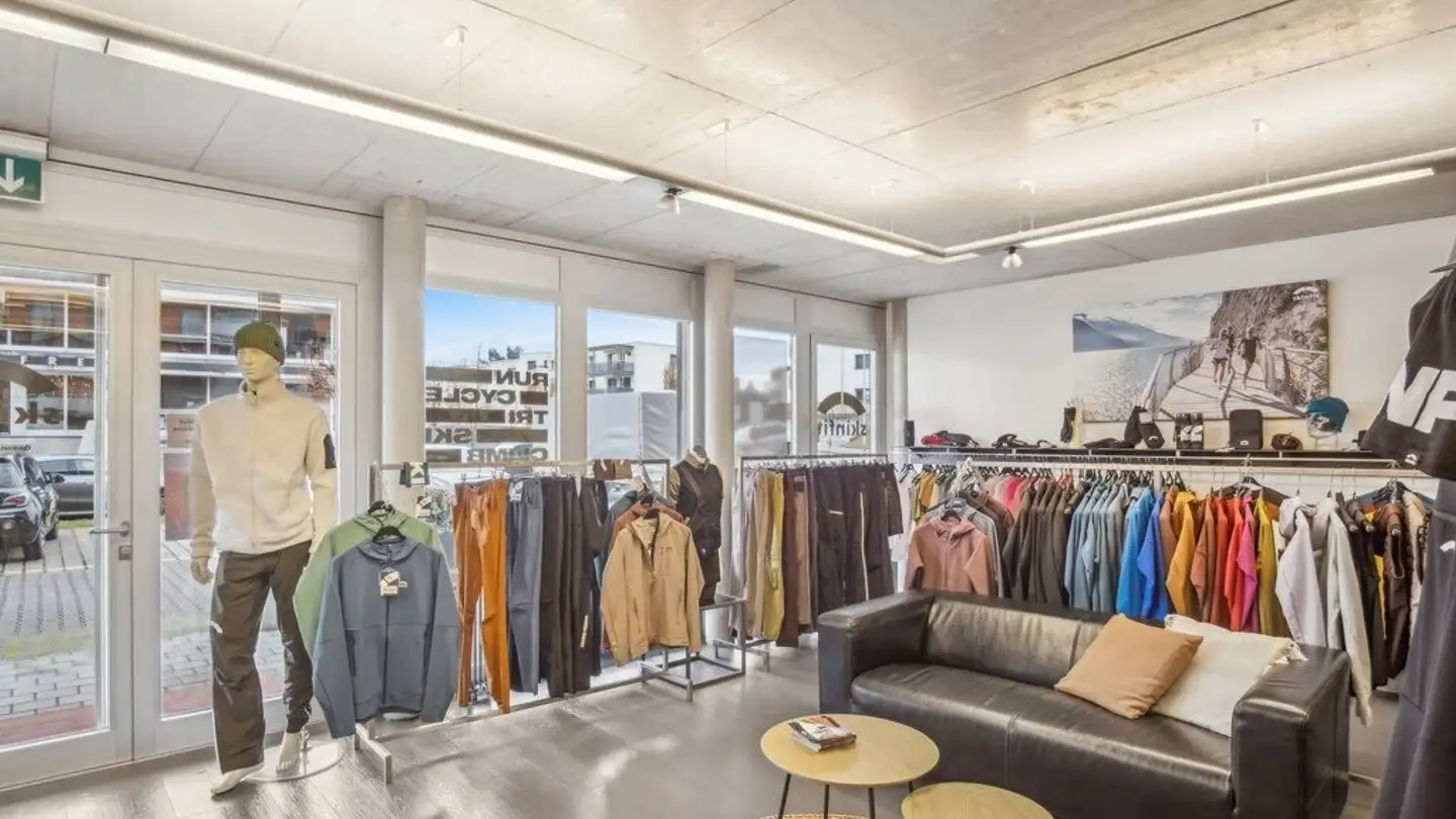 Commercial à louer - Aufwiesenstrasse 2, 8305 Dietlikon - Photo 3