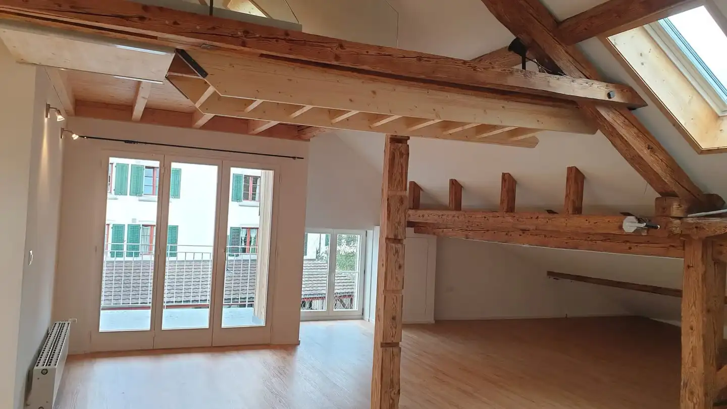 Attique à louer - Hinterdorfstrasse 5, 8635 Dürnten