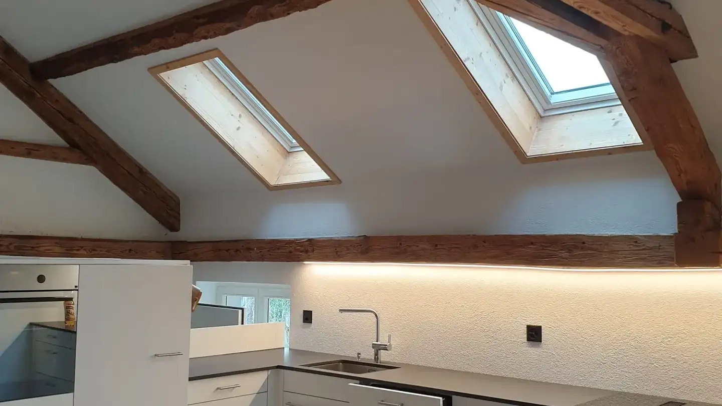 Attique à louer - Hinterdorfstrasse 5, 8635 Dürnten - Photo 3