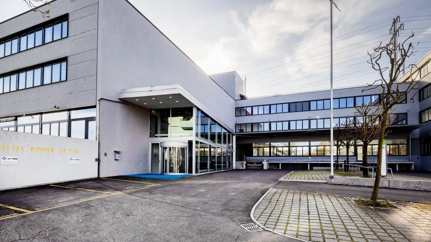 Bürofläche mieten - Brunnmatt 20, 6330 Cham - Foto 2