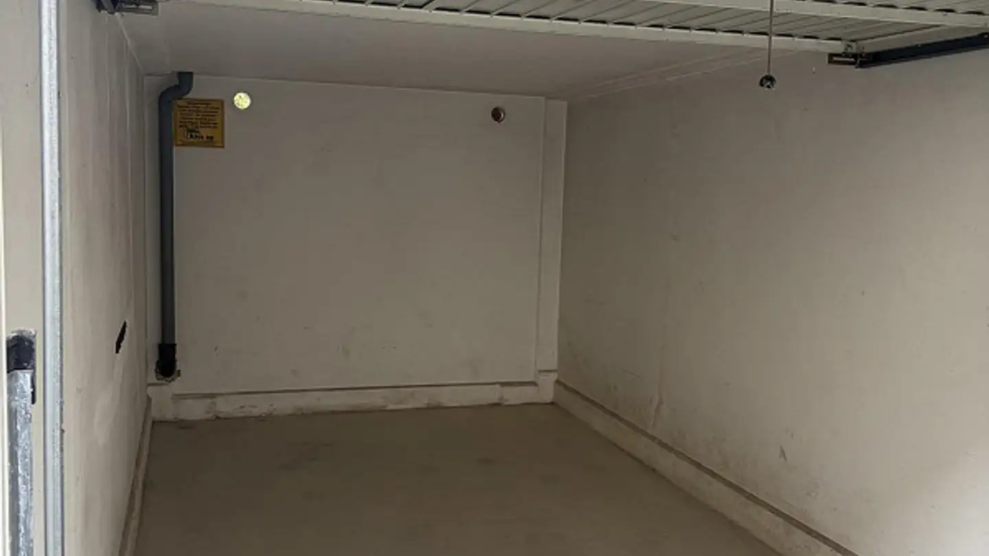 Single garage for rent - Hauptstrasse 16, 6170 Schüpfheim - Photo 2
